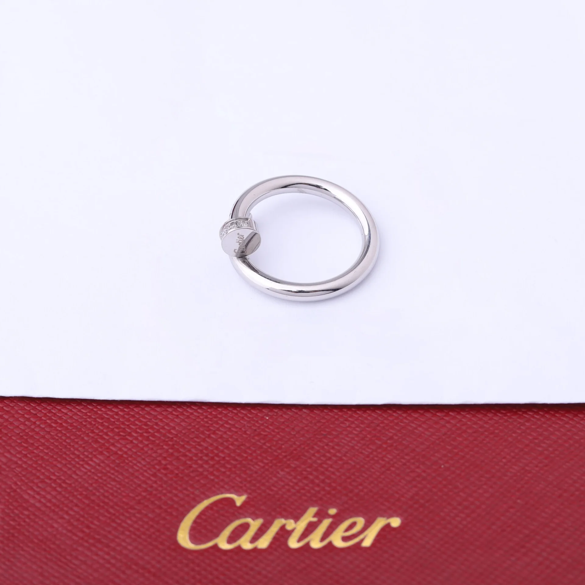 خاتم كارتير مسمار زركون فضي او ذهبي  - Cartier Ring