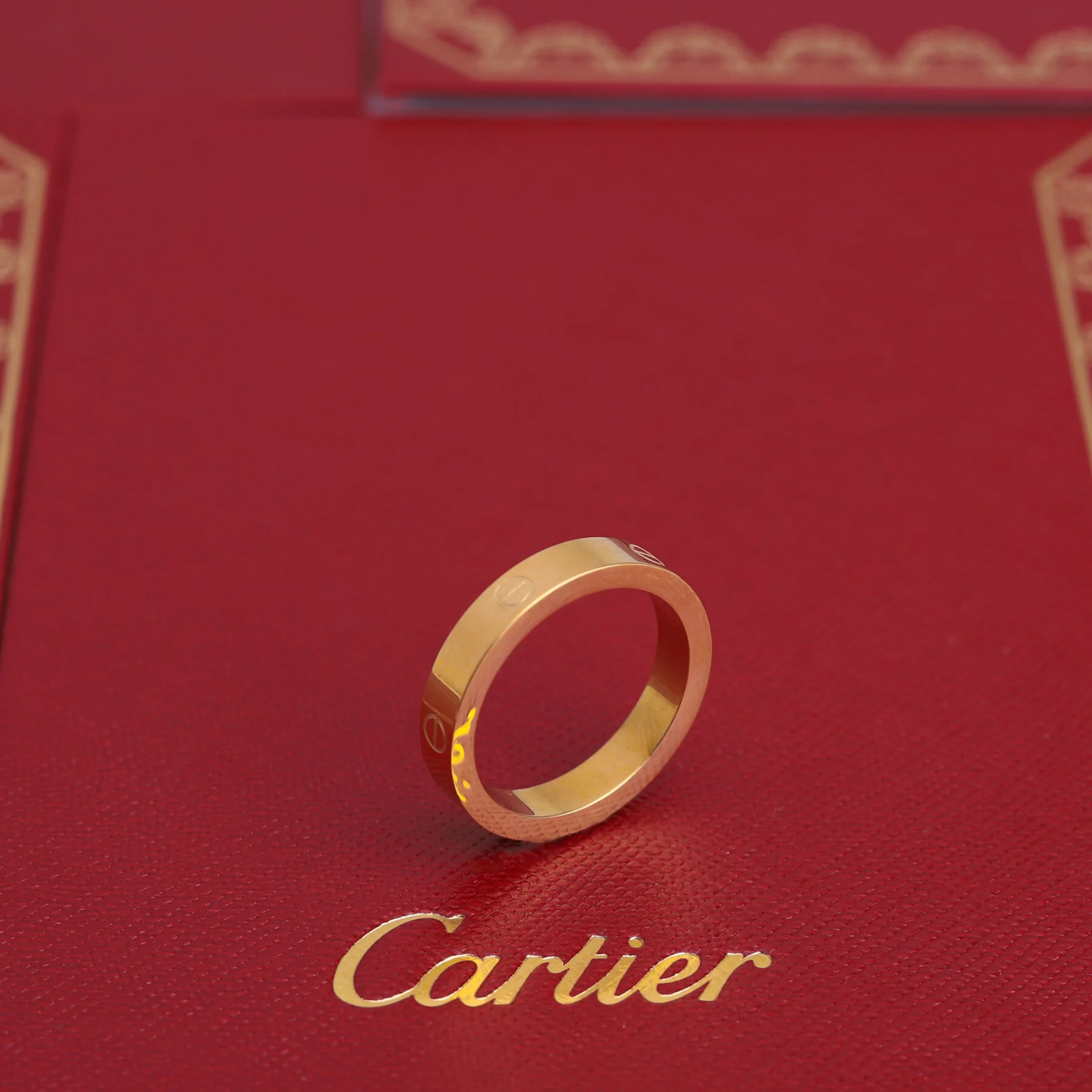 خاتم كارتير رفيع Cartier ring