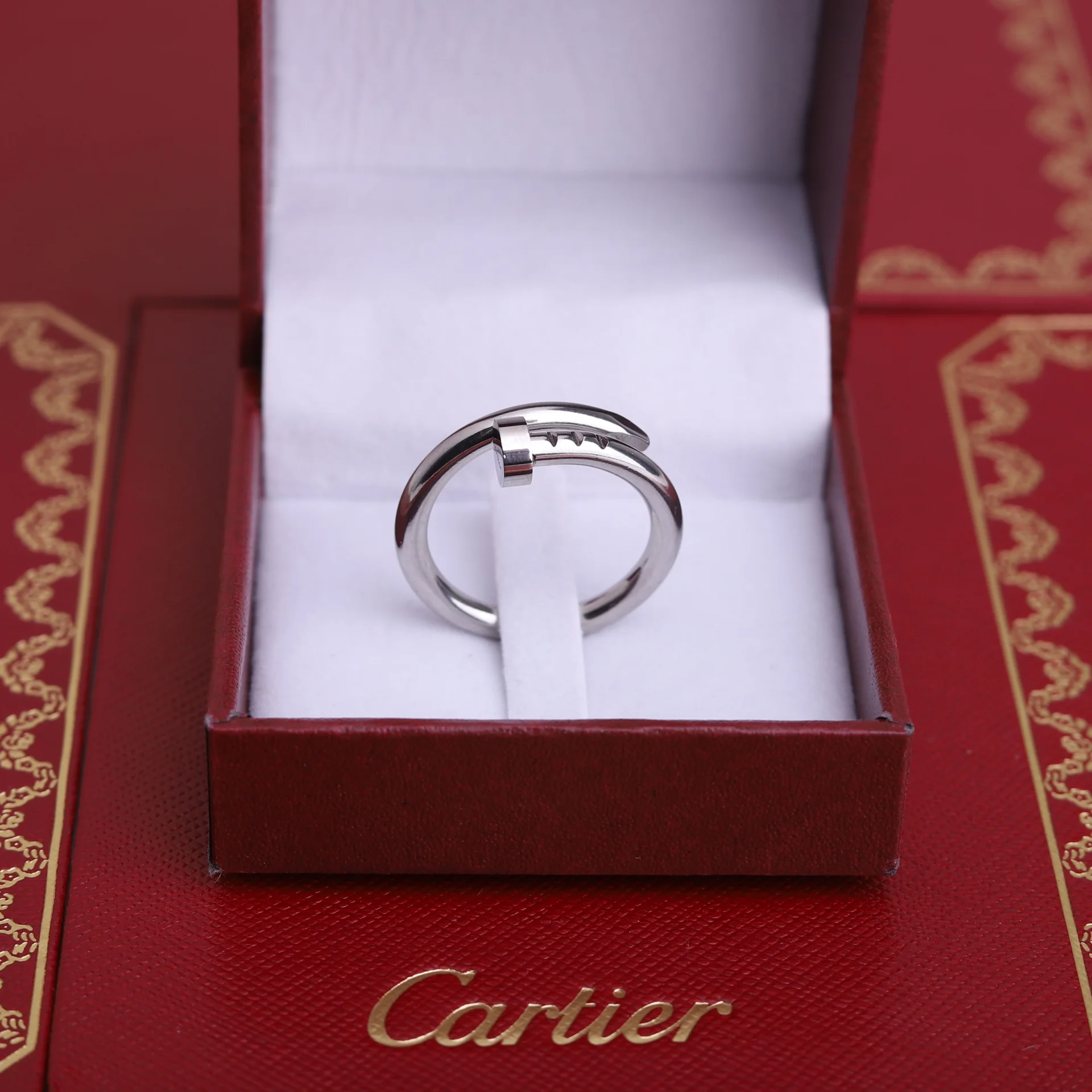 خاتم كارتير مسمار - Cartier Ring