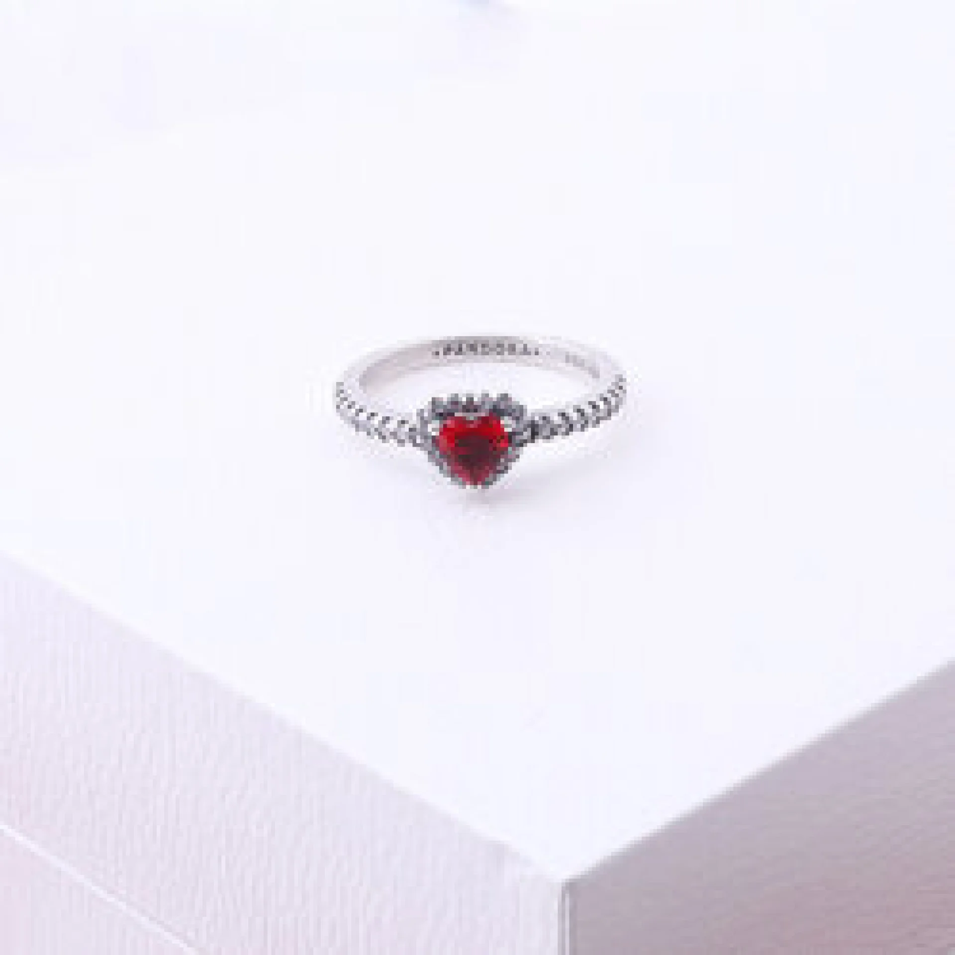 Set Pandora Red Heart | طقم باندورا قلب احمر