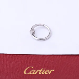 خاتم كارتير مسمار زركون فضي او ذهبي  - Cartier Ring